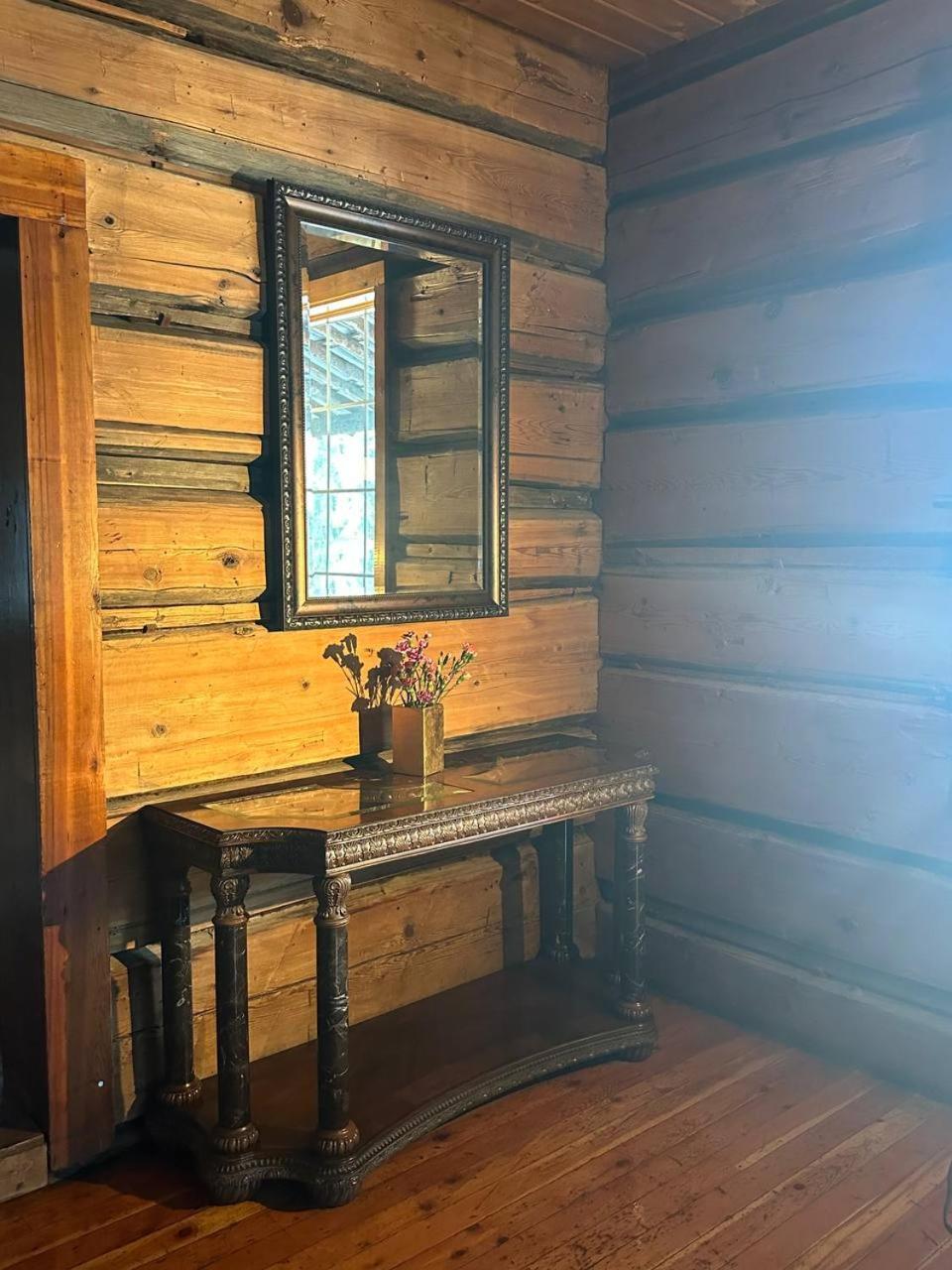 Rustic Beaverfoot Lodge Room N5 Parson Extérieur photo
