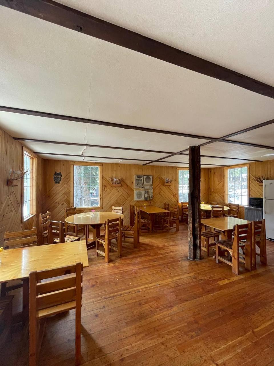 Rustic Beaverfoot Lodge Room N5 Parson Extérieur photo